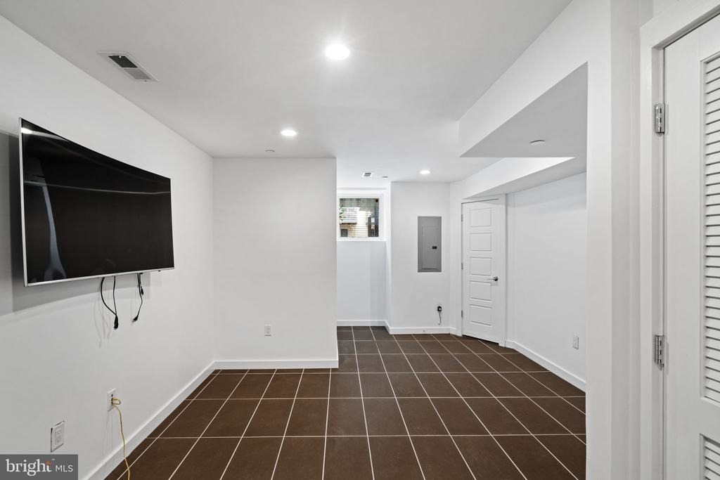 418 Wallace Street - Photo 23