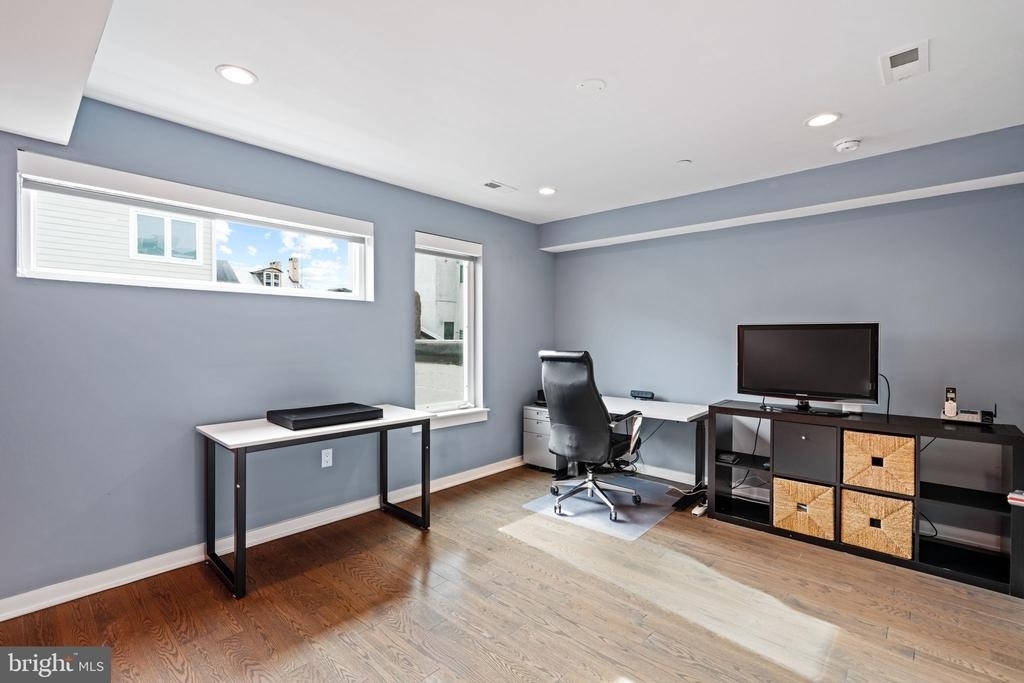 418 Wallace Street - Photo 13