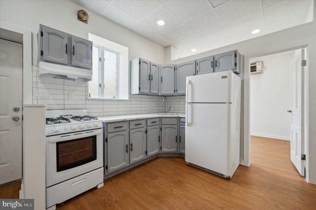 2201 S Hicks Street - Photo 8