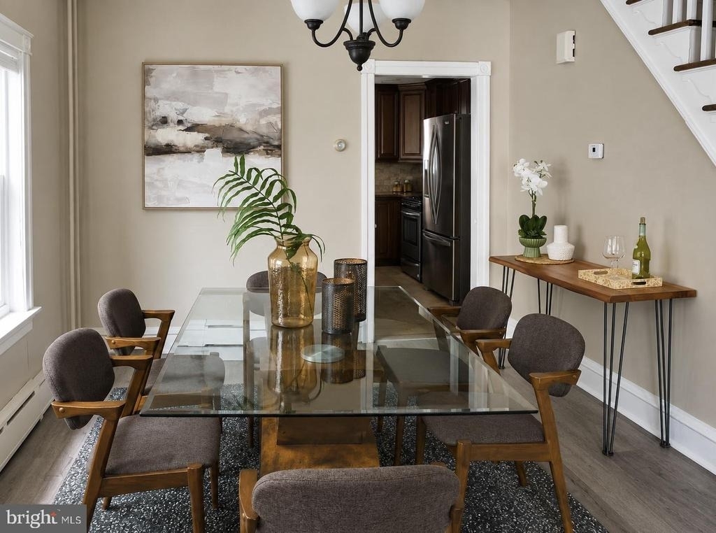 207 Lauriston Street - Photo 3
