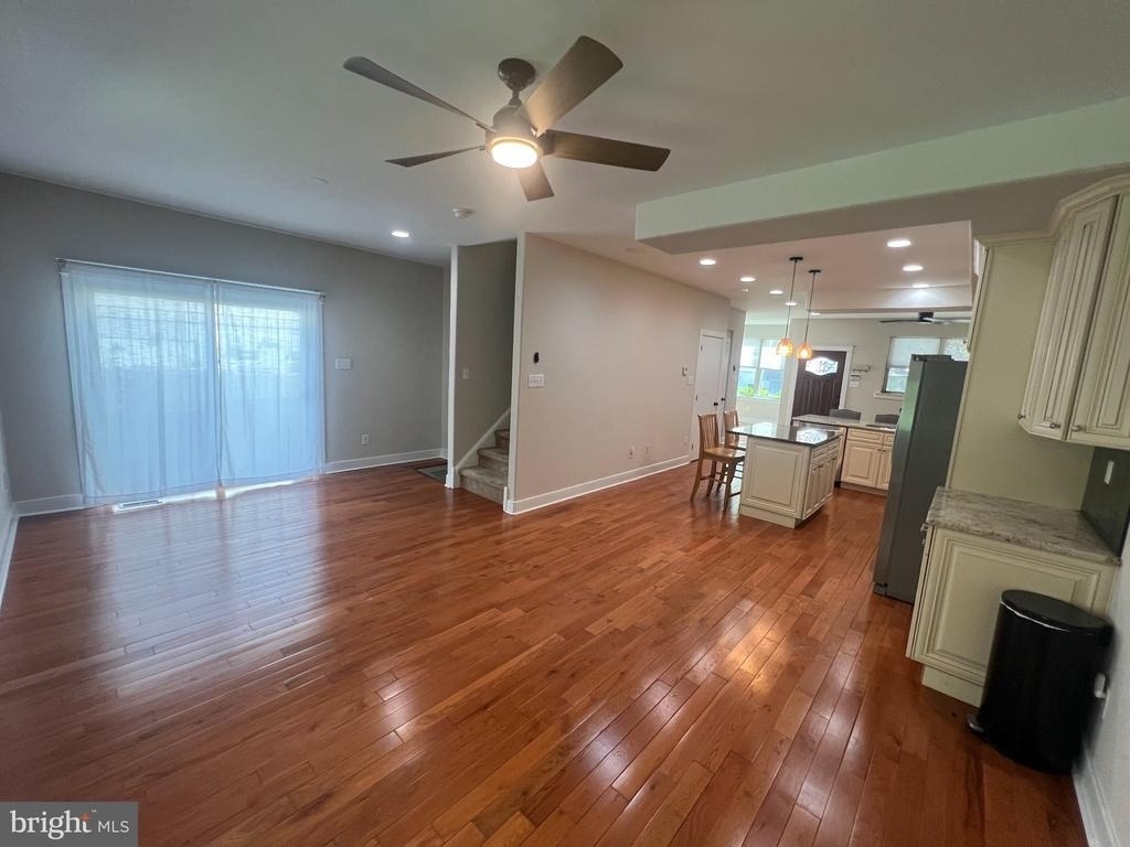 244 Krams Avenue - Photo 5
