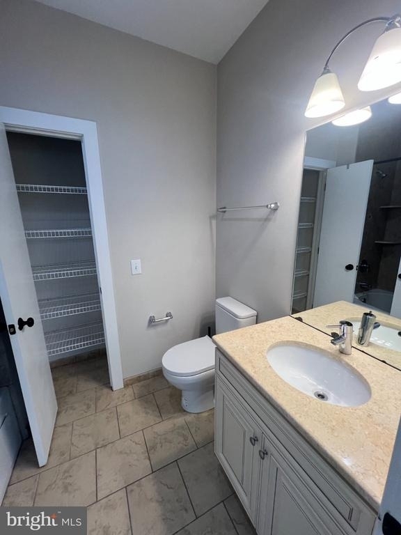 244 Krams Avenue - Photo 15