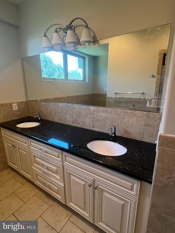 244 Krams Avenue - Photo 12