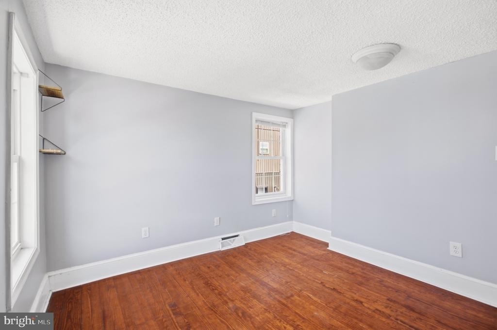 1821 Memphis Street - Photo 9