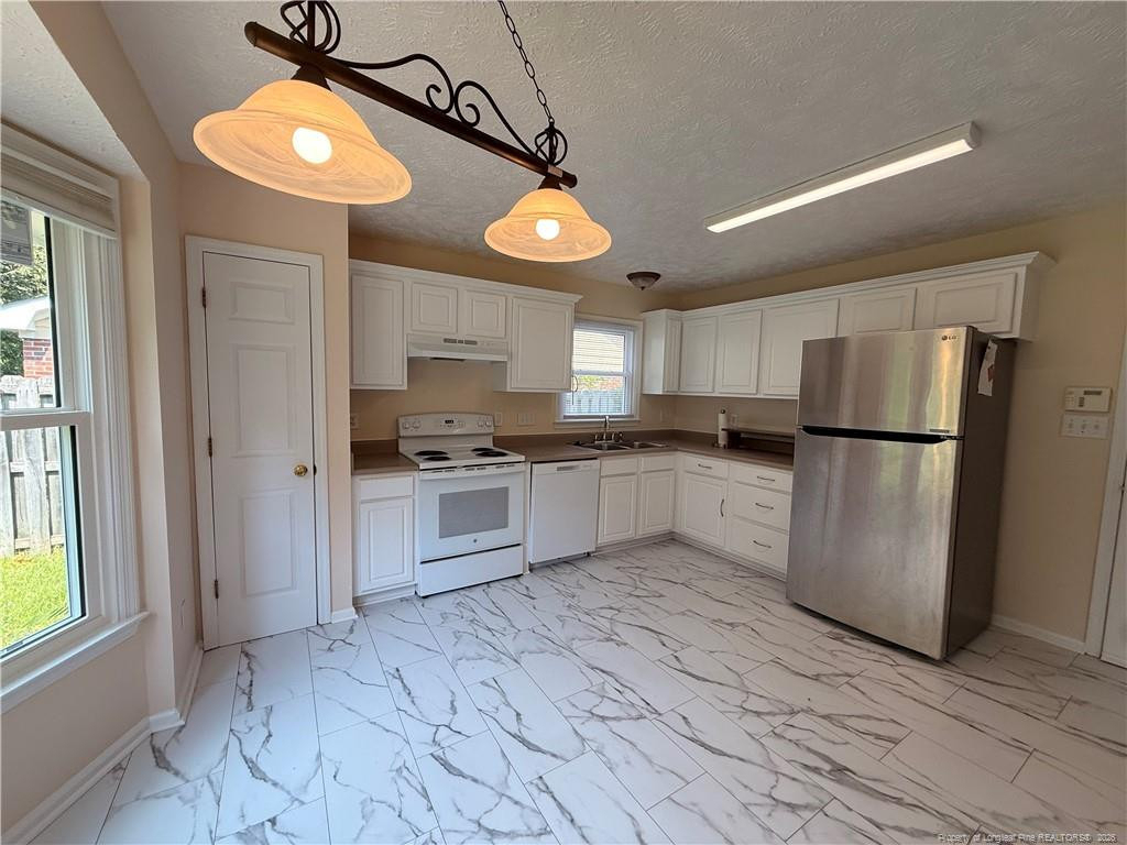 7229 Tollhouse Drive - Photo 4