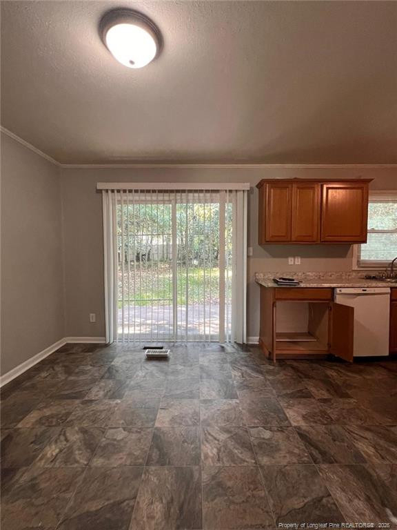 1728 Saint Augustine Avenue - Photo 6
