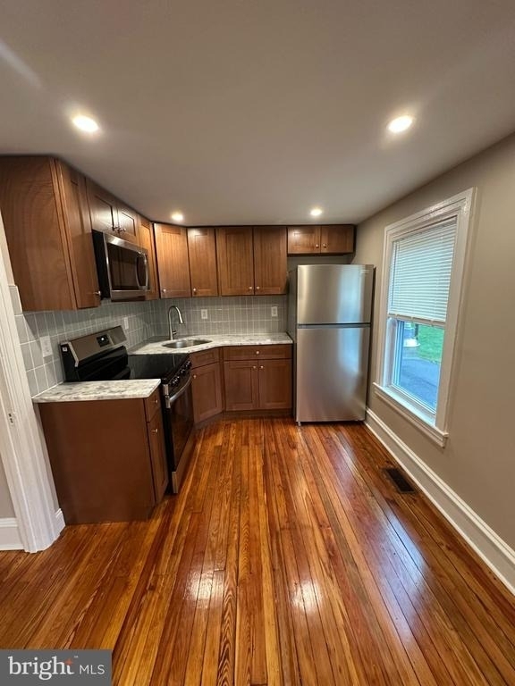 373 Easton Road - Photo 0