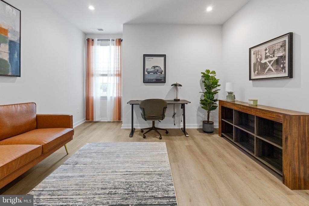 24 S York Road - Photo 13