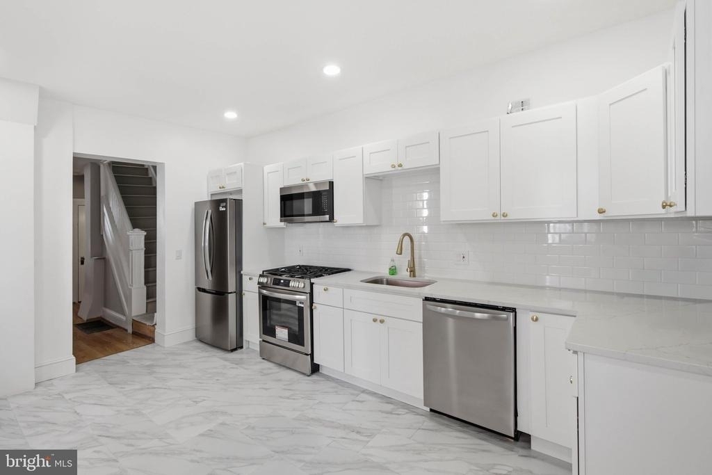 624 Poplar Street - Photo 6