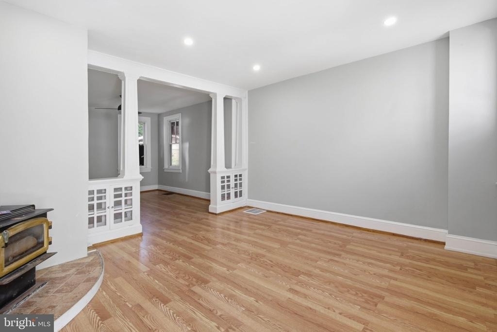 624 Poplar Street - Photo 1