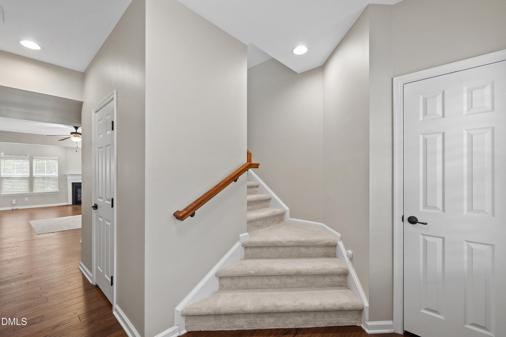442 Panorama View Loop - Photo 4