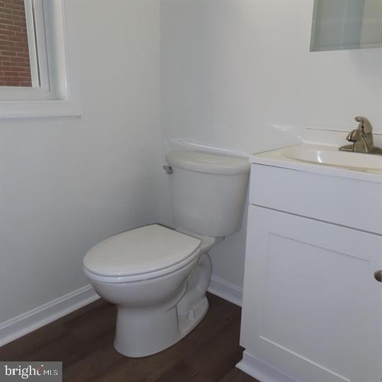 228 Rowe Avenue - Photo 4