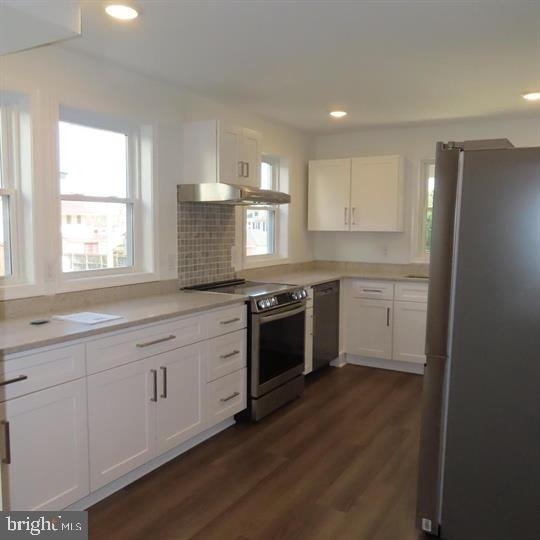 228 Rowe Avenue - Photo 5
