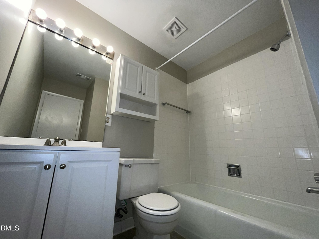 1022 Sandlin Place - Photo 11