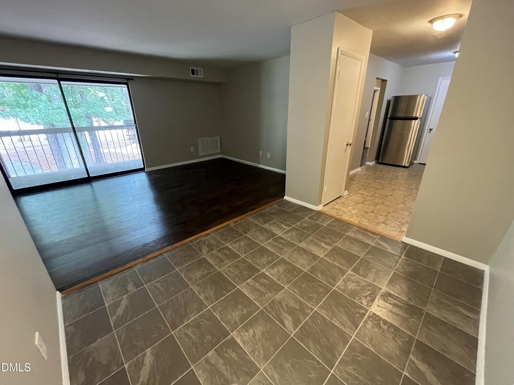 1022 Sandlin Place - Photo 4