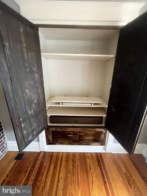 515 S York Street - Photo 9