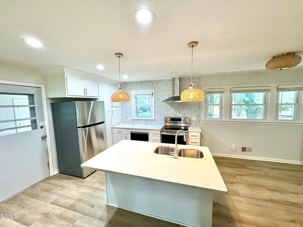 408 Marjorie Drive - Photo 3