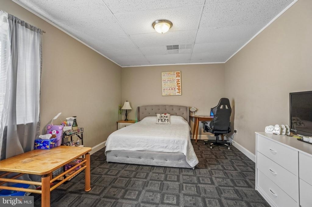 700 2nd Street Pike - Photo 4