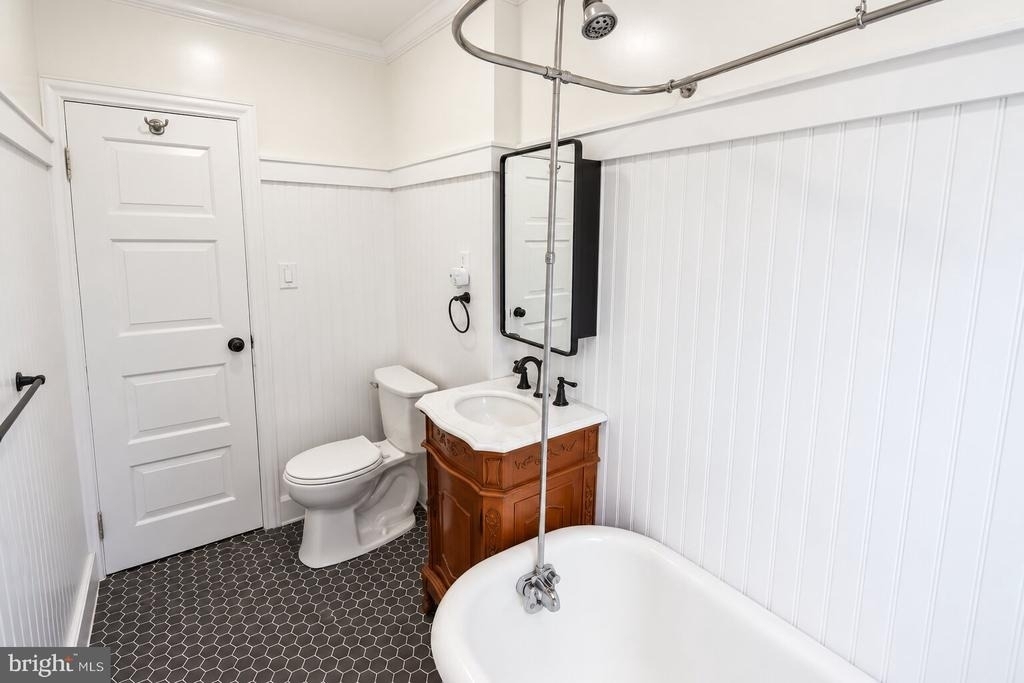 108 E Washington Avenue - Photo 12