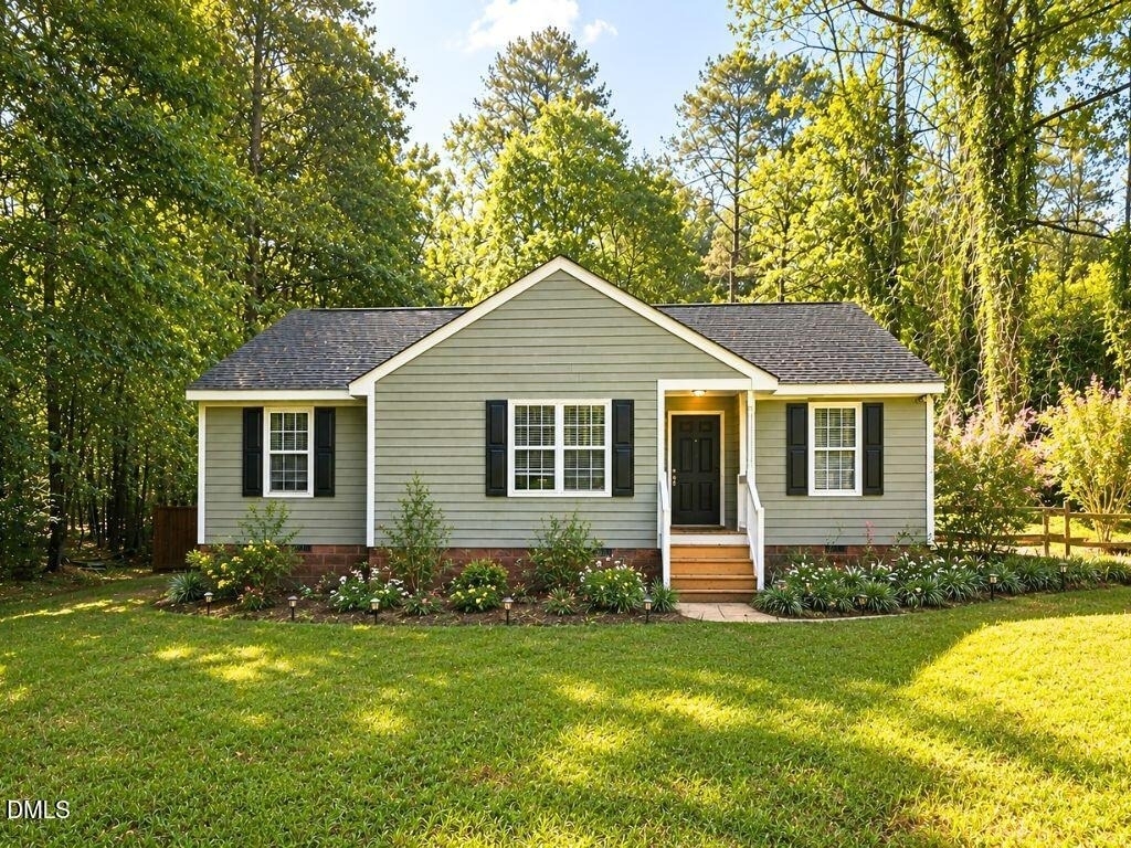 108 Bristol Court - Photo 0