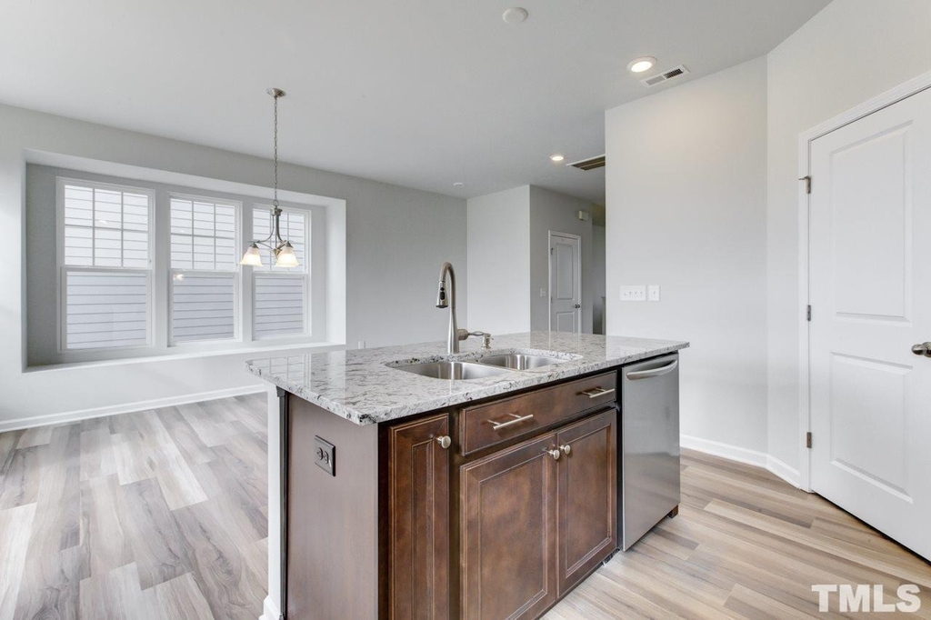 2909 Great Lawn Road - Photo 5