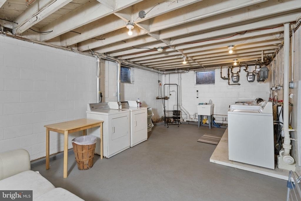6 Clarendon Avenue - Photo 9