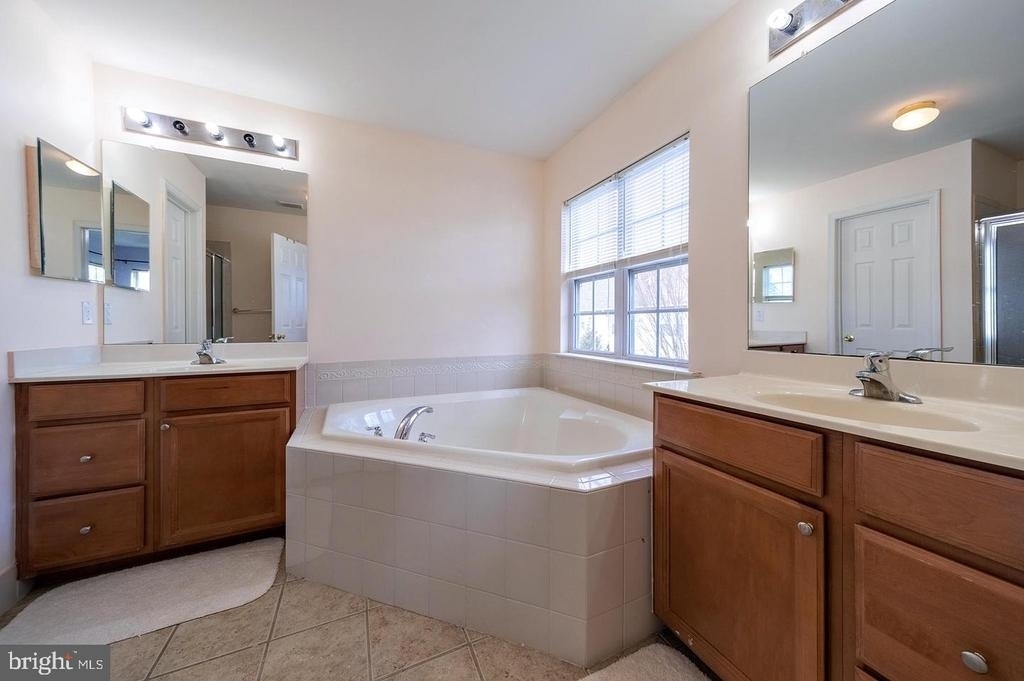 101 Haddon Court - Photo 16