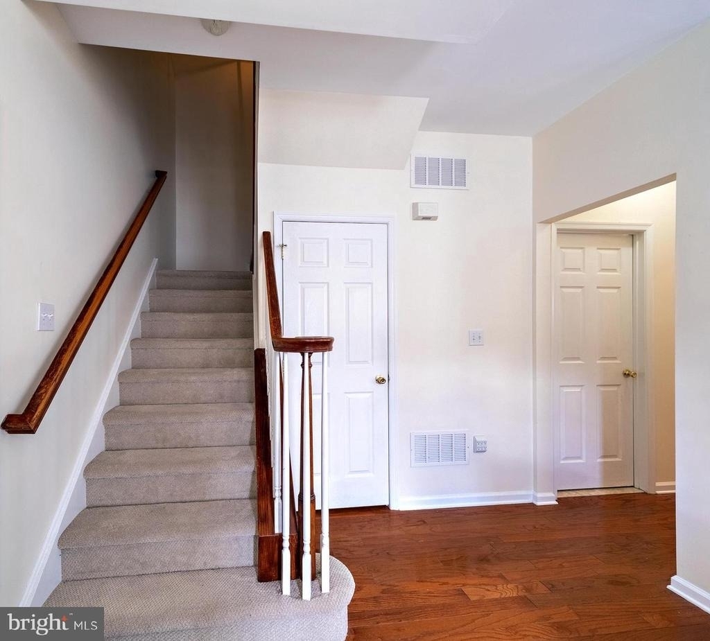 101 Haddon Court - Photo 8