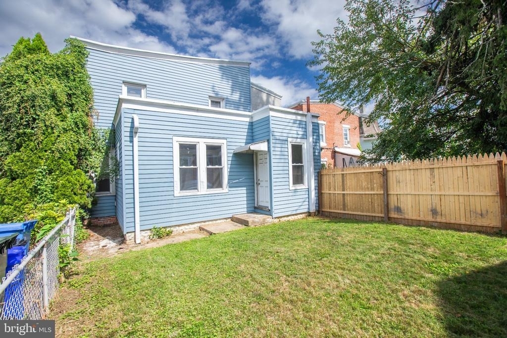 140 Franklin Street - Photo 36