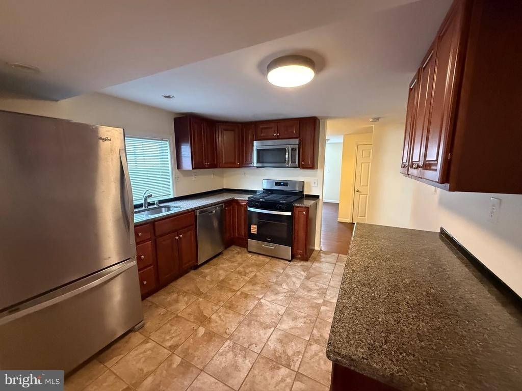 30 E Union Street - Photo 1