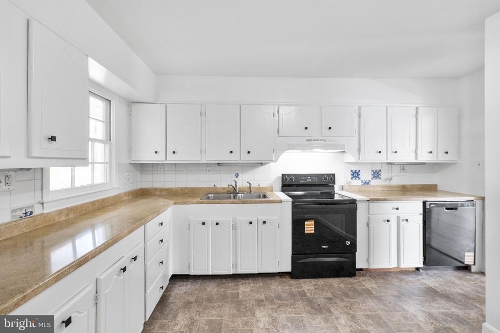 1317 Cedarwood Drive - Photo 11