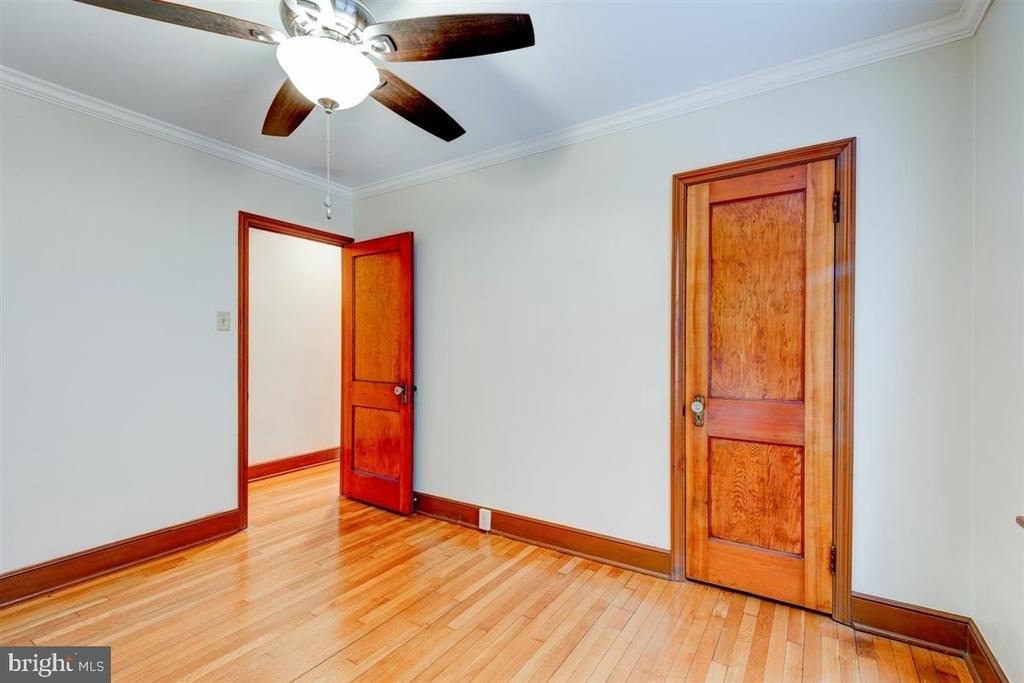 855 Mulberry Avenue - Photo 9