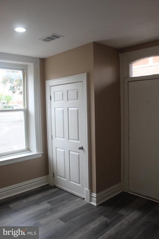 60 E Washington Street - Photo 9