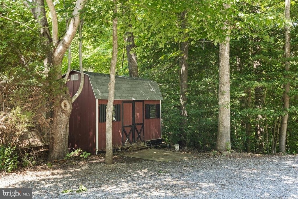 28920 Livingston Drive - Photo 44