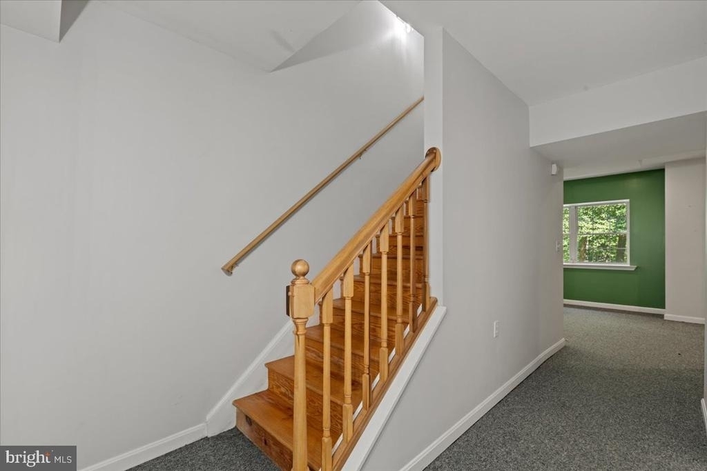 28920 Livingston Drive - Photo 34