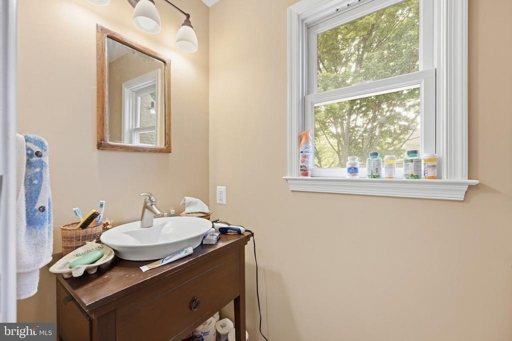 4009 Tennyson Road - Photo 16