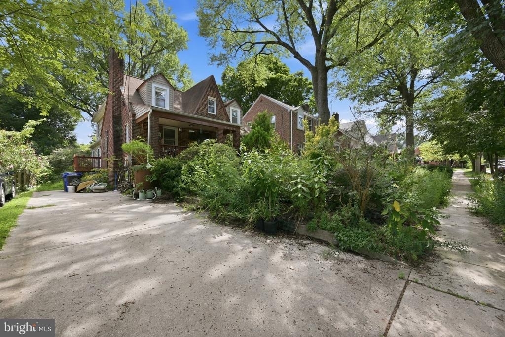 4009 Tennyson Road - Photo 1