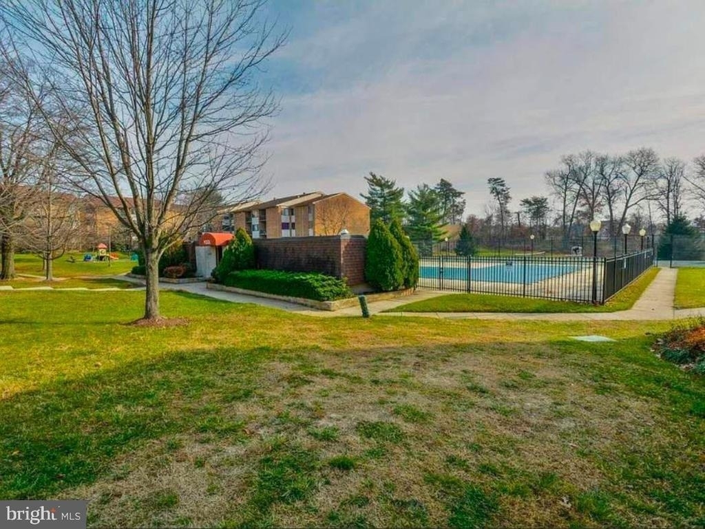 11226 Cherry Hill Road - Photo 13