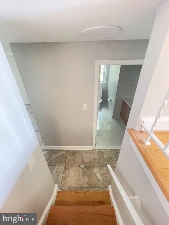 7325 Radcliffe Drive - Photo 24