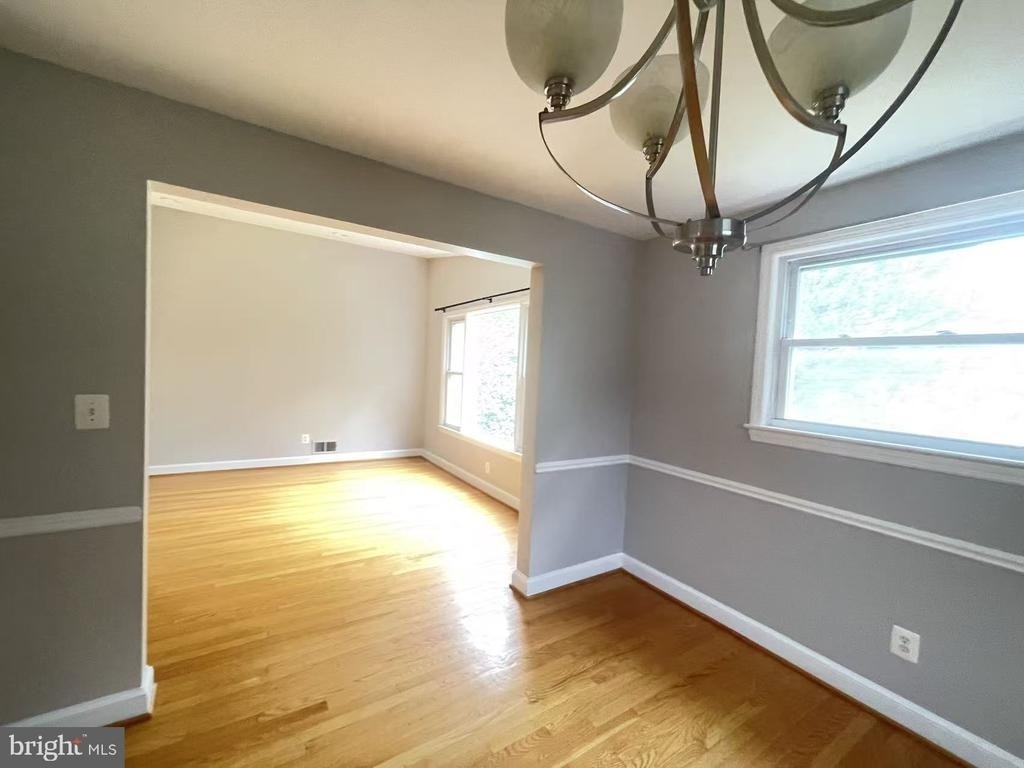 7325 Radcliffe Drive - Photo 18