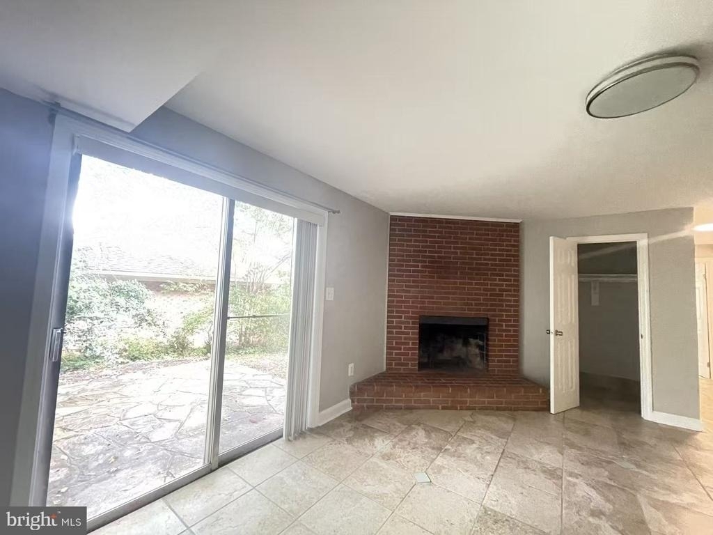 7325 Radcliffe Drive - Photo 26