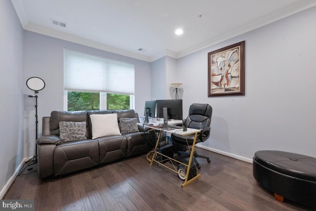 518 Harborview Drive - Photo 2