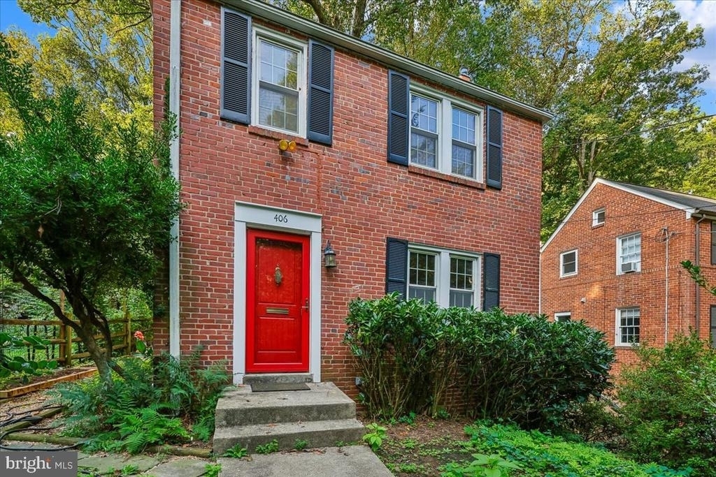 406 Mississippi Avenue - Photo 2