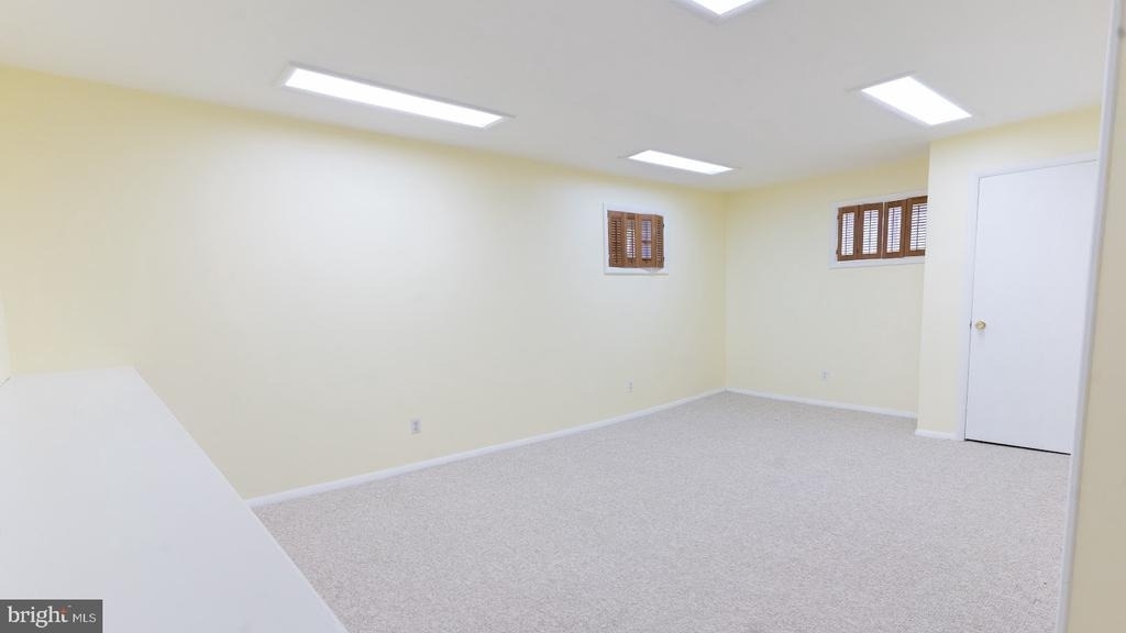 9228 E Parkhill Drive - Photo 15