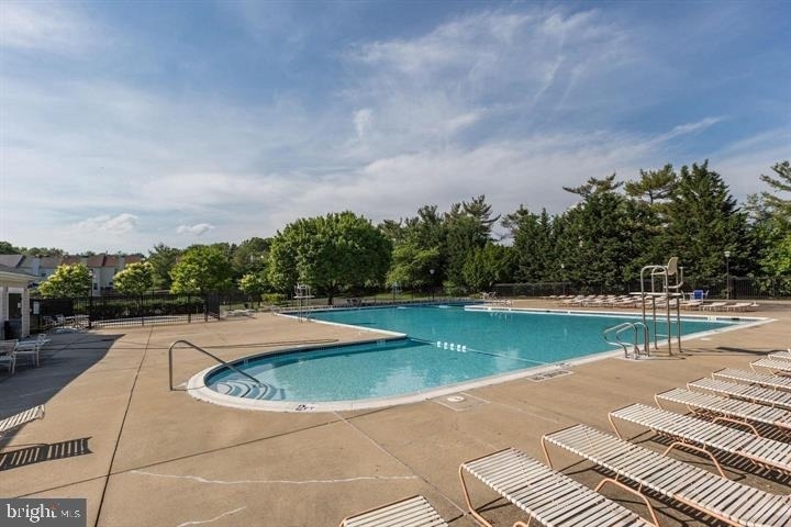 401 Suffield Drive - Photo 20