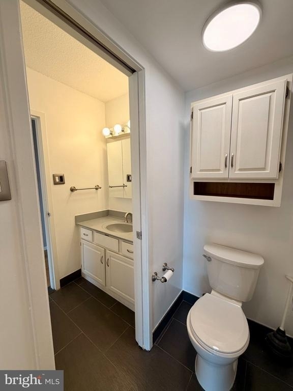 4515 Willard Avenue - Photo 10