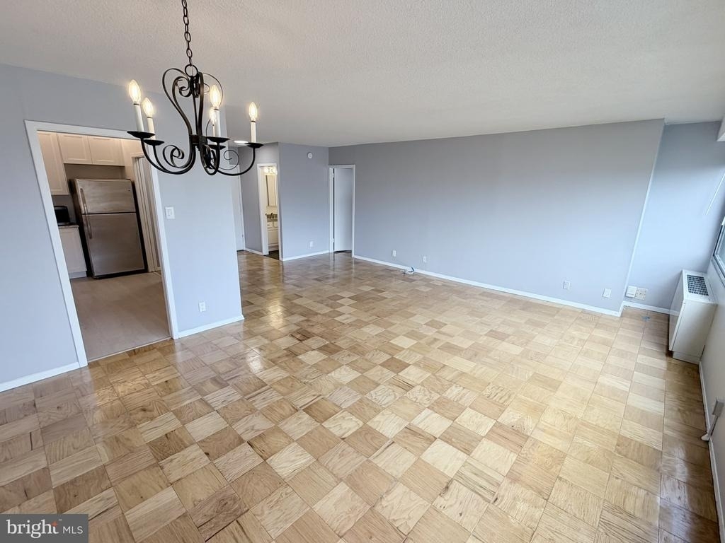 4515 Willard Avenue - Photo 4