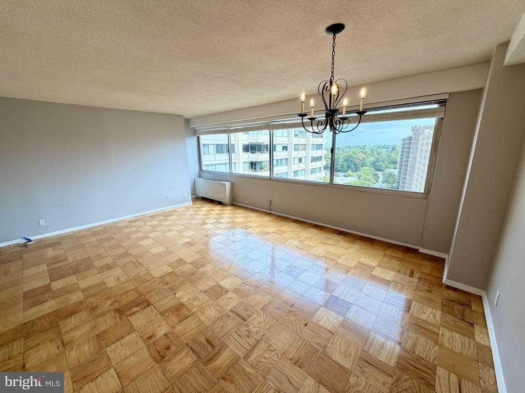 4515 Willard Avenue - Photo 3