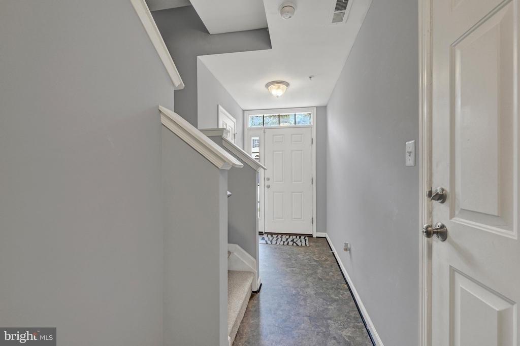 713 English Ivy Way - Photo 2