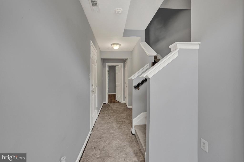 713 English Ivy Way - Photo 1